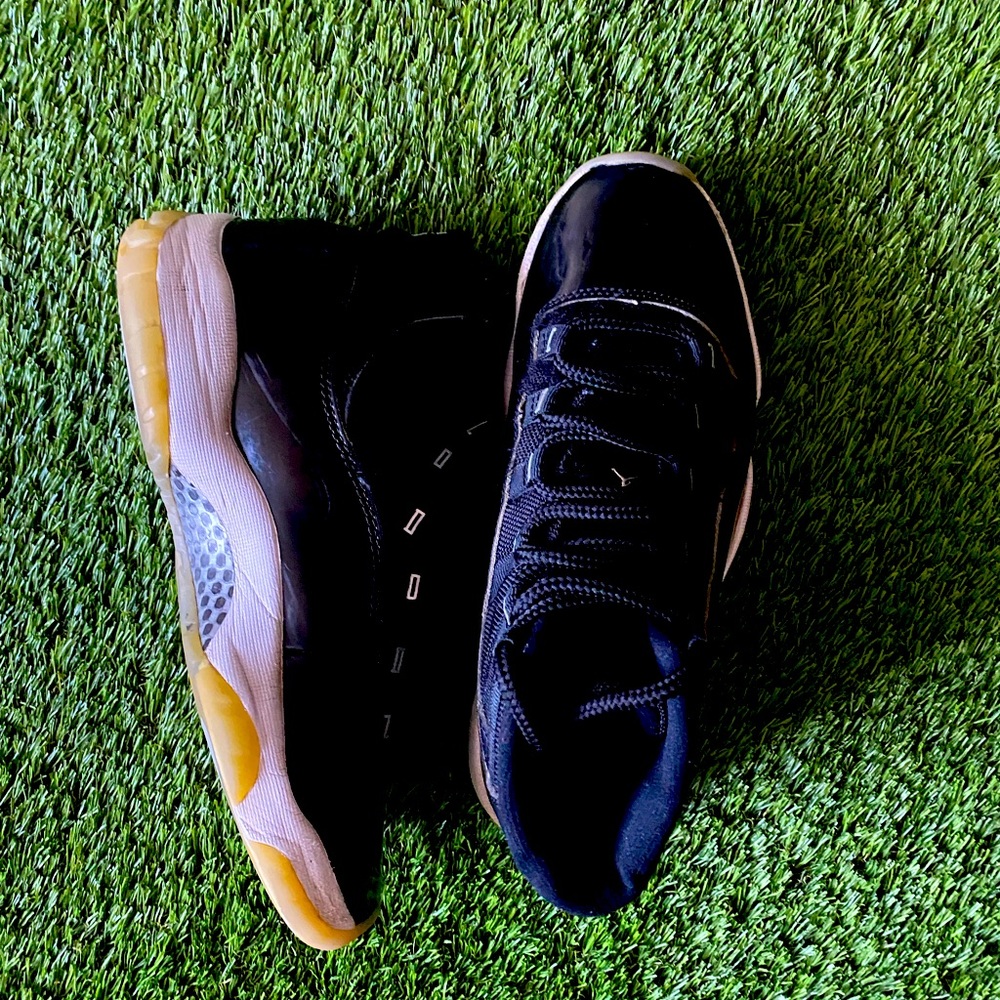 Size 8.5 Jordan 11 Jubilee
